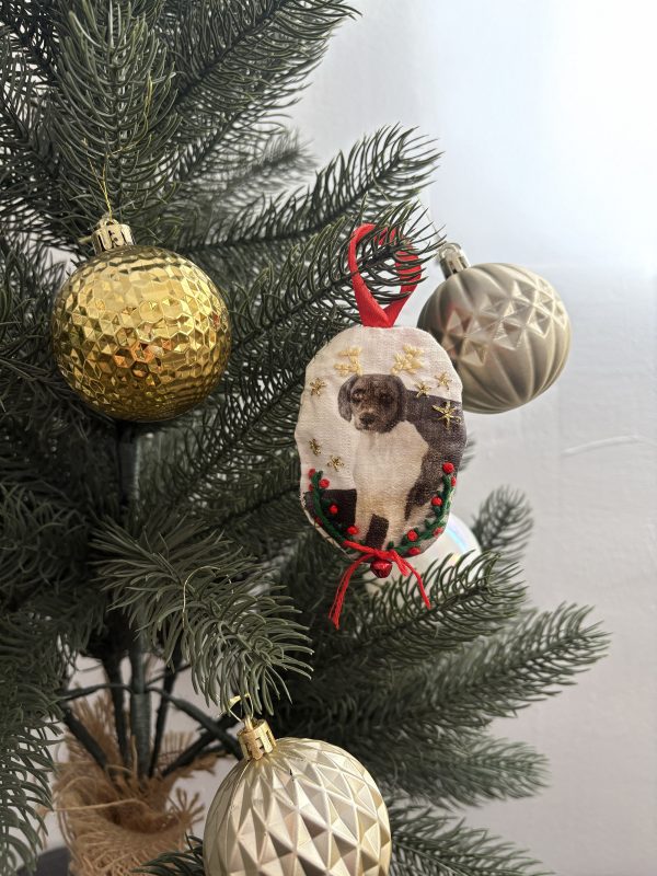 Taller adorno navideño de foto bordada