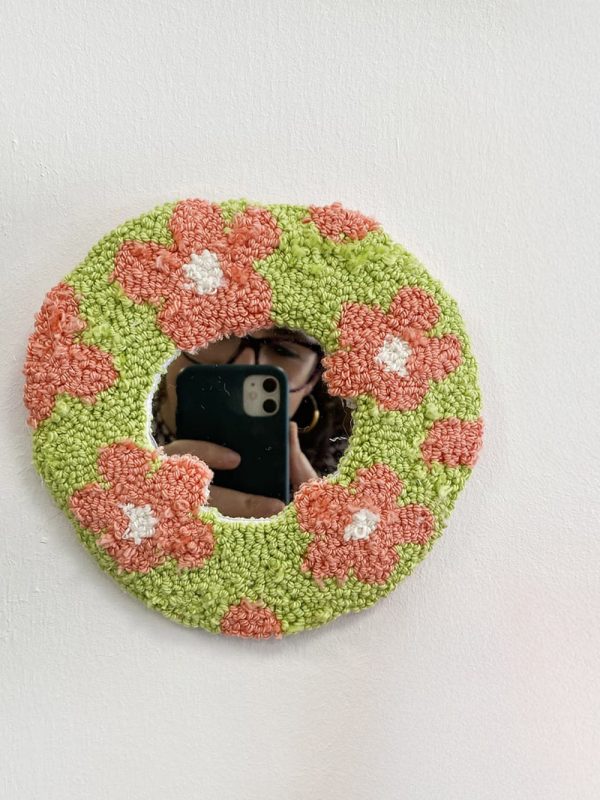 Caja DIY - espejito bordado mágico flores